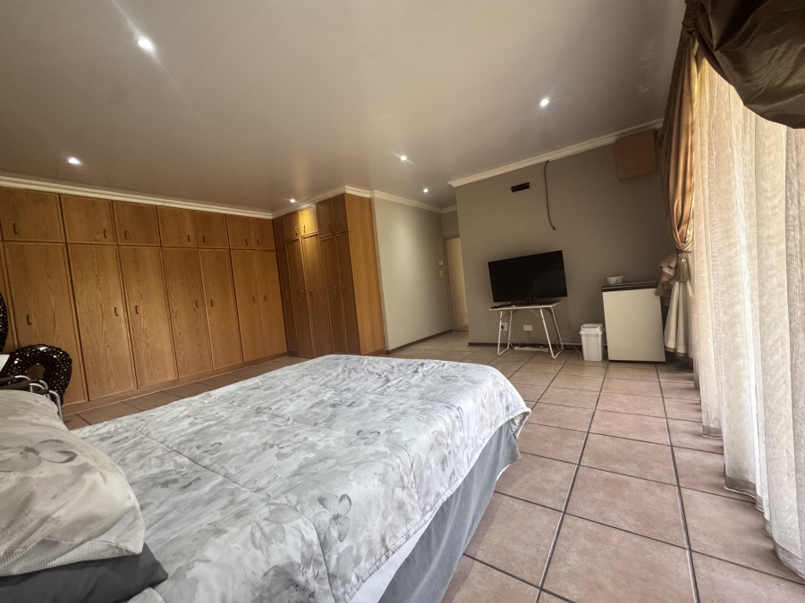 4 Bedroom Property for Sale in Neserhof North West